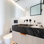 Exquisite Penthouse With Panoramic Sea View Rdr475