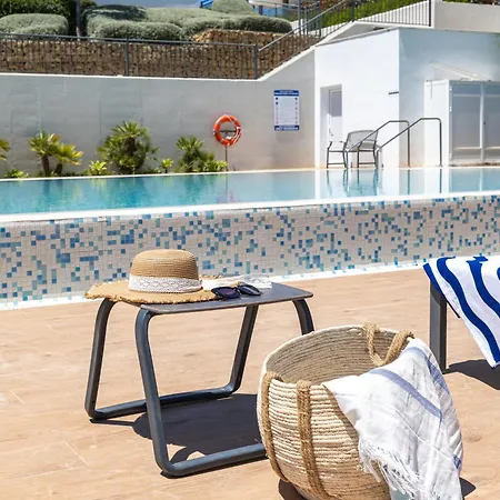 Apartment Exquisite Penthouse With Panoramic Sea View Rdr475 *