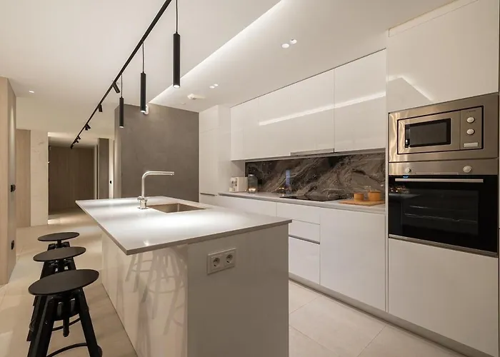 Exquisite Penthouse With Panoramic Sea View Rdr475