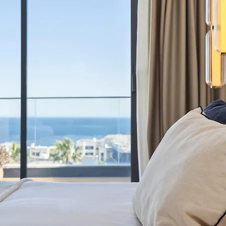 Exquisite Penthouse With Panoramic Sea View Rdr475 アパート エステポナ
