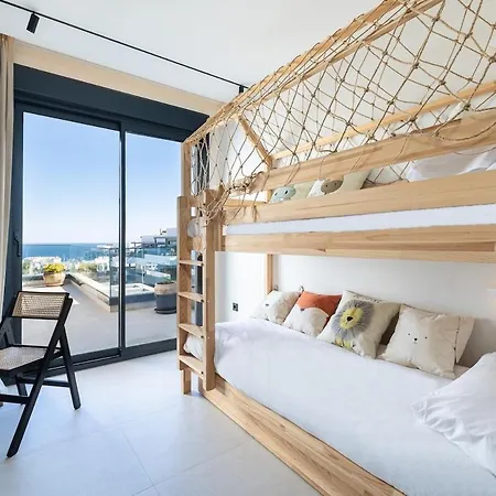 Апартаменти Exquisite Penthouse With Panoramic Sea View Rdr475