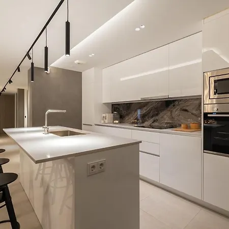 Exquisite Penthouse With Panoramic Sea View Rdr475