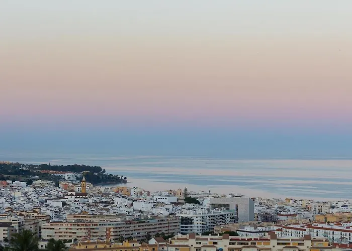 Exquisite Penthouse With Panoramic Sea View Rdr475 *